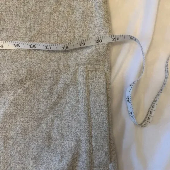 Tommy Hilfiger Turtleneck Sweatshirt with Pockets - Picture 5 of 6